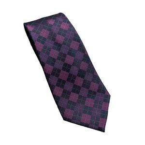 Van Heusen Silk Necktie Wine Burgundy Black Geometric Pattern EUC